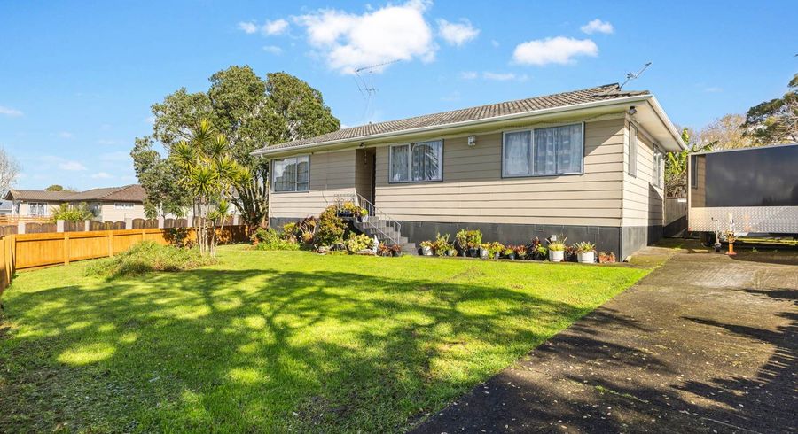  at 21 Becker Drive, Weymouth, Manukau City, Auckland