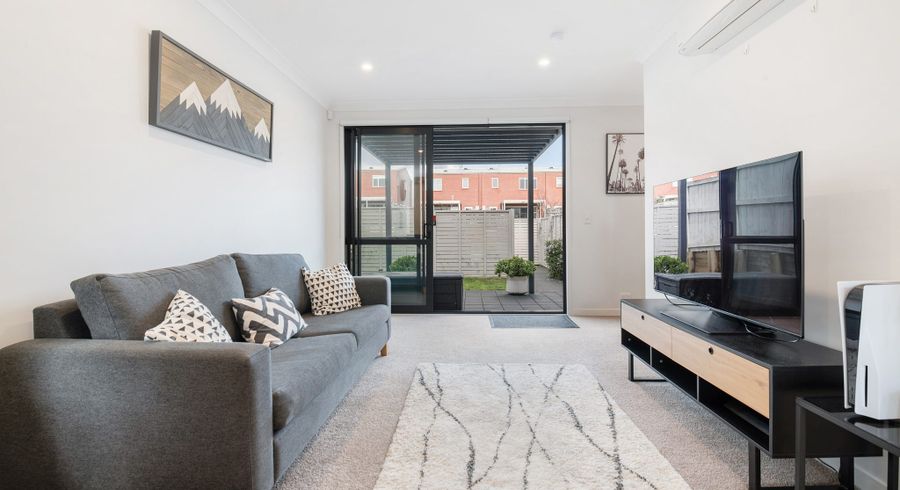  at 14 Whimbrel Road, Flat Bush, Auckland