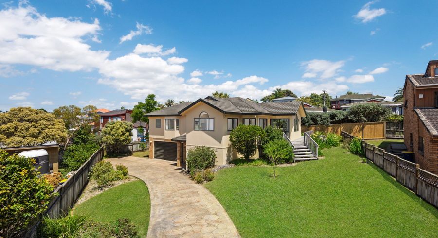  at 7 Seagrove Road, West Harbour, Auckland