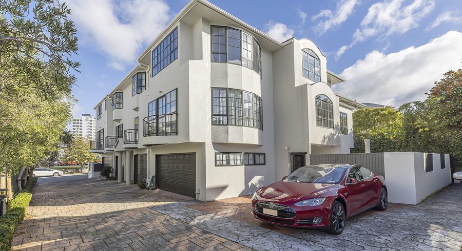  at 16D Hobson Street, Thorndon, Wellington