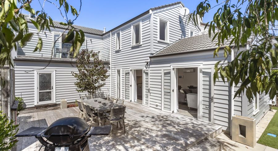  at 10/905 Mount Eden Road, Mount Eden, Auckland