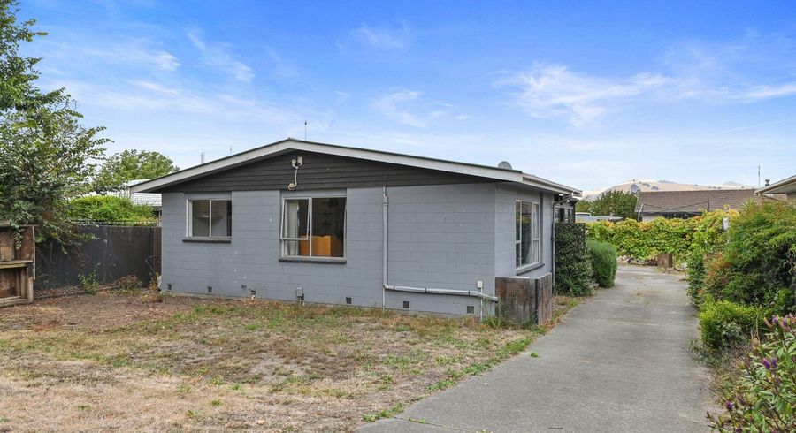  at 42 Bromley Road, Bromley, Christchurch