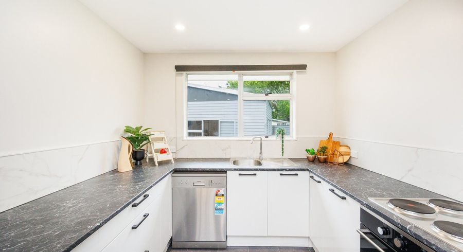  at 4 Waihi Place, Westbrook, Palmerston North, Manawatu / Whanganui