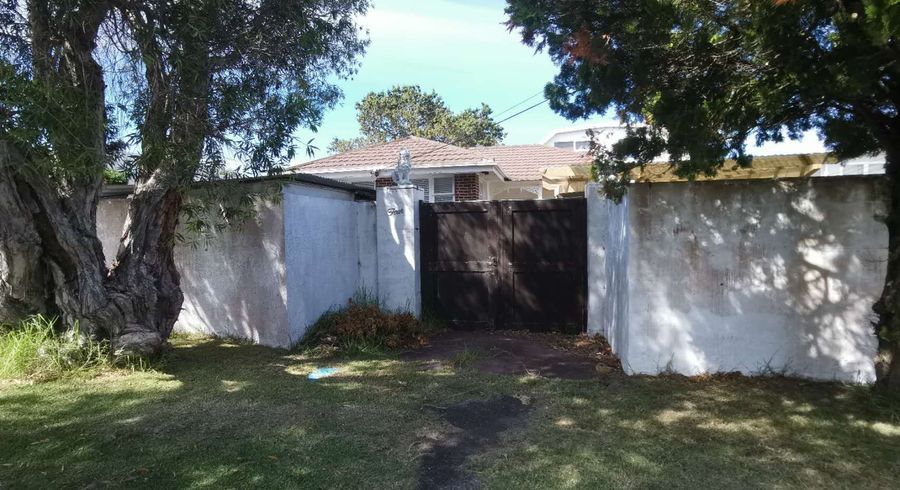  at 4 Sydney Street, Hauraki, North Shore City, Auckland
