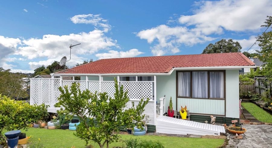  at 13A Lancaster Road, Beach Haven, North Shore City, Auckland