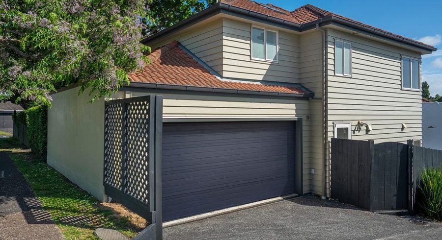  at 4/19 Rodney Road, Northcote Point, North Shore City, Auckland