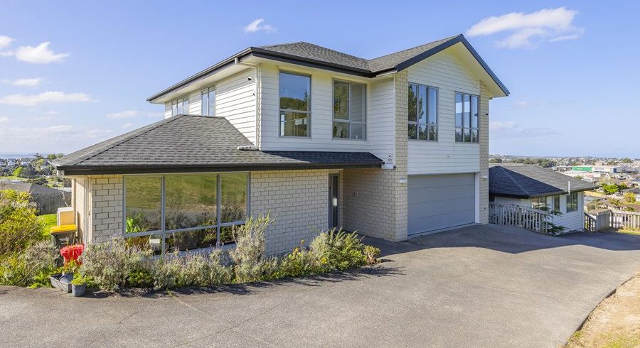  at 2 Myra G Place, Stanmore Bay, Rodney, Auckland
