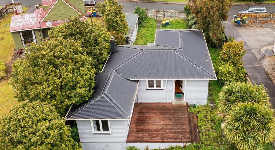  at Henderson, Waitakere City, Auckland