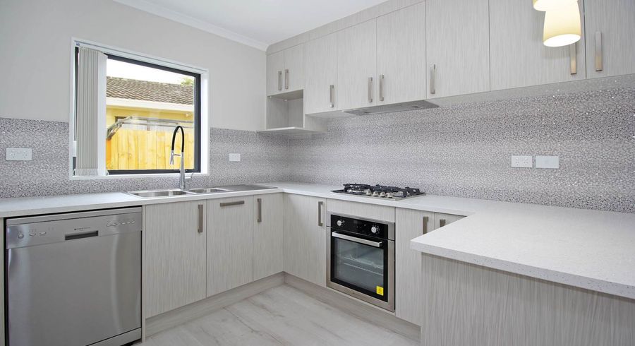  at 34 Paneika Lane, Otahuhu, Auckland