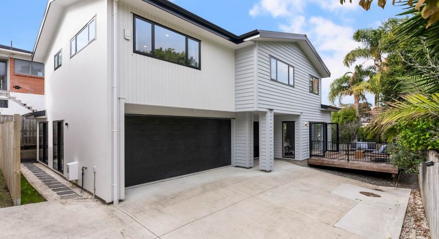  at 7b Belle Vue Avenue, Northcote Point, North Shore City, Auckland