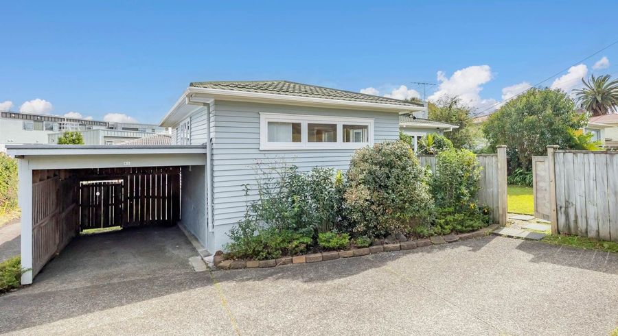  at 1/46 College Road, Northcote, North Shore City, Auckland