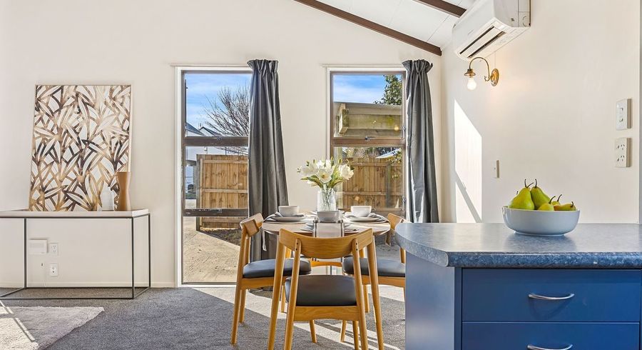  at 2/42 Heywood Terrace, Richmond, Christchurch City, Canterbury