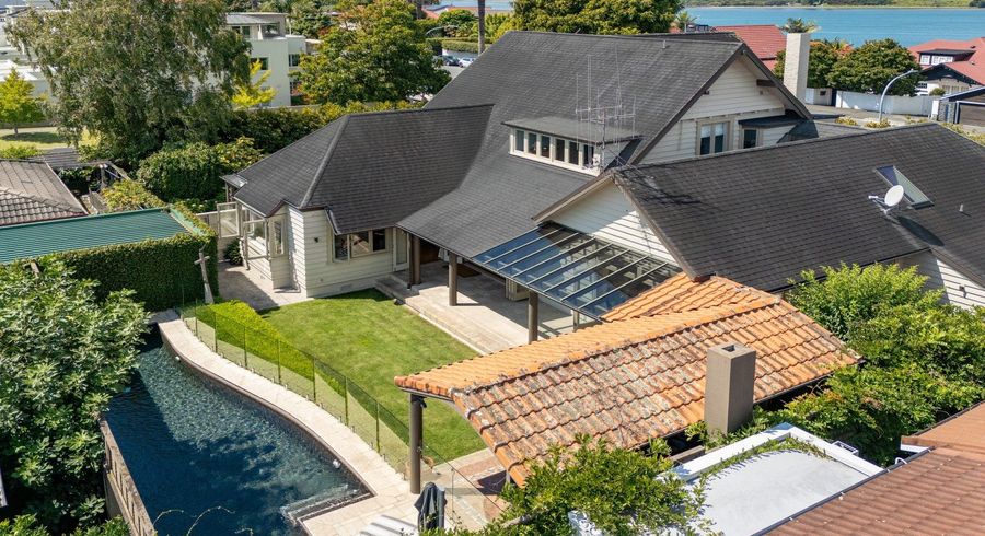 at 247 Devonport Road, Tauranga, Tauranga