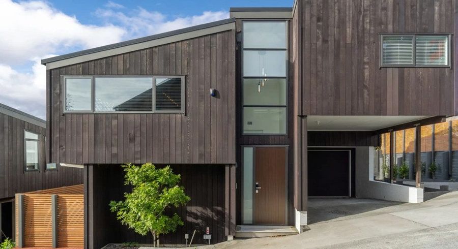  at 5 Tapatai Place, Castor Bay, North Shore City, Auckland