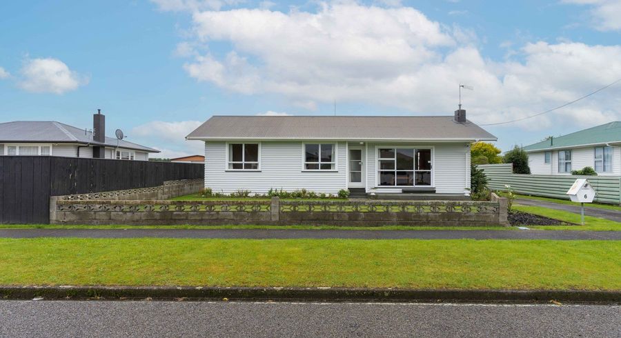  at 6 Peters Avenue, Cloverlea, Palmerston North