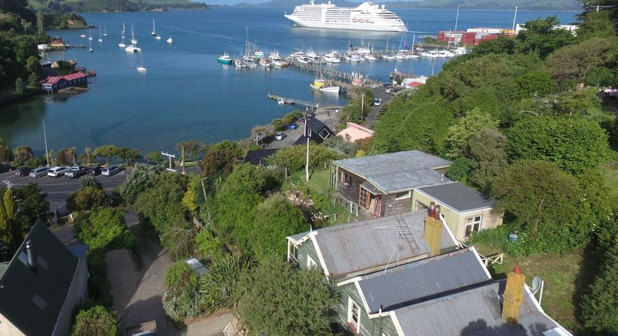  at 3 Slant Street, Careys Bay, Port Chalmers