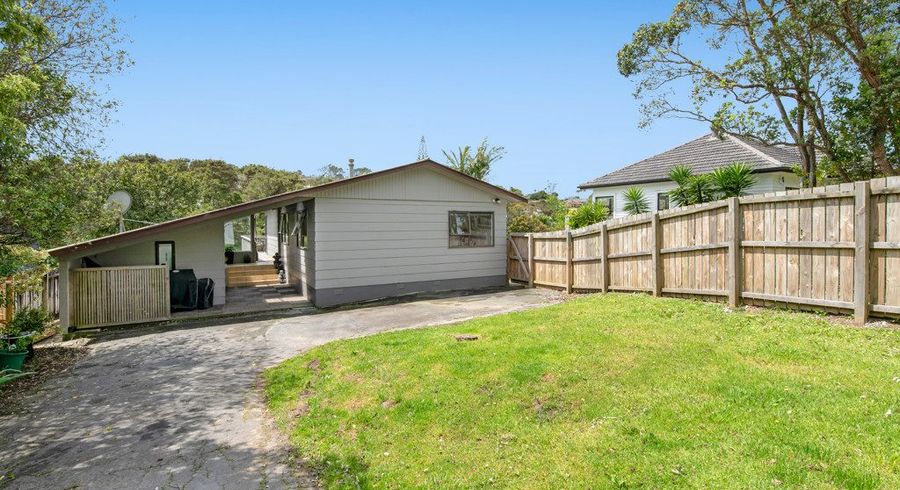  at 73 Gledstane Road, Stanmore Bay, Whangaparaoa