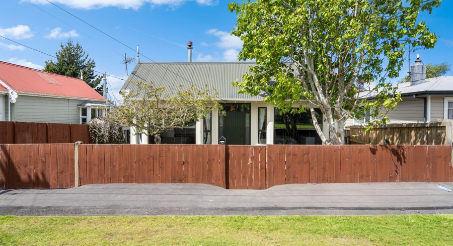  at 10 Constant Street, Sawyers Bay, Dunedin, Otago