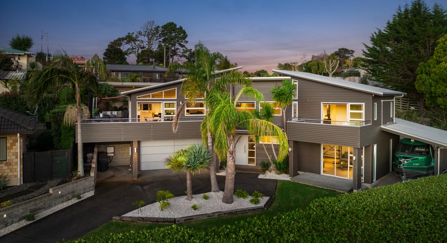  at 12 Foothills Lane, Glen Eden, Auckland