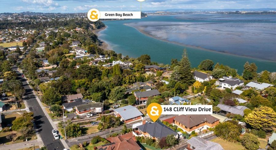  at 148 Cliff View Drive, Green Bay, Auckland