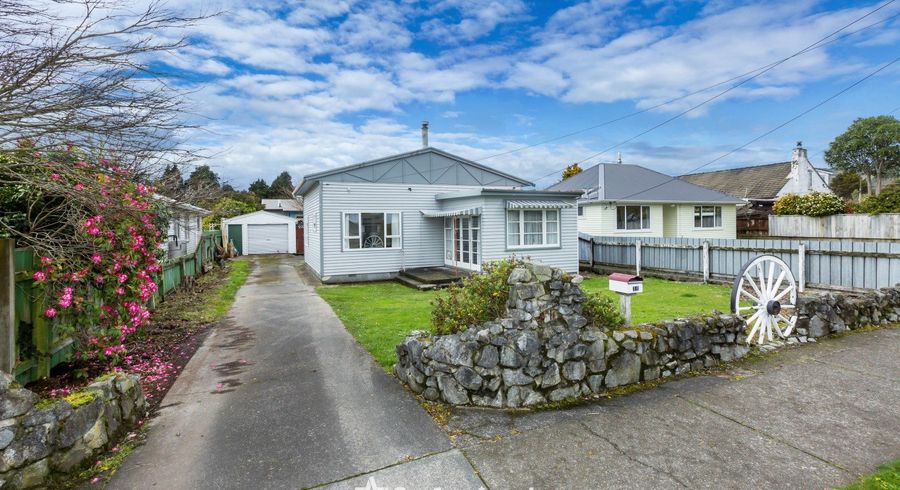  at 18 Moonshine Road, Trentham, Upper Hutt
