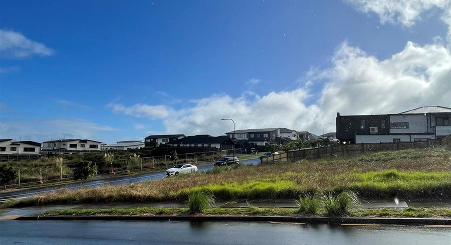  at Angiangi Crescent, Beachlands, Manukau City, Auckland