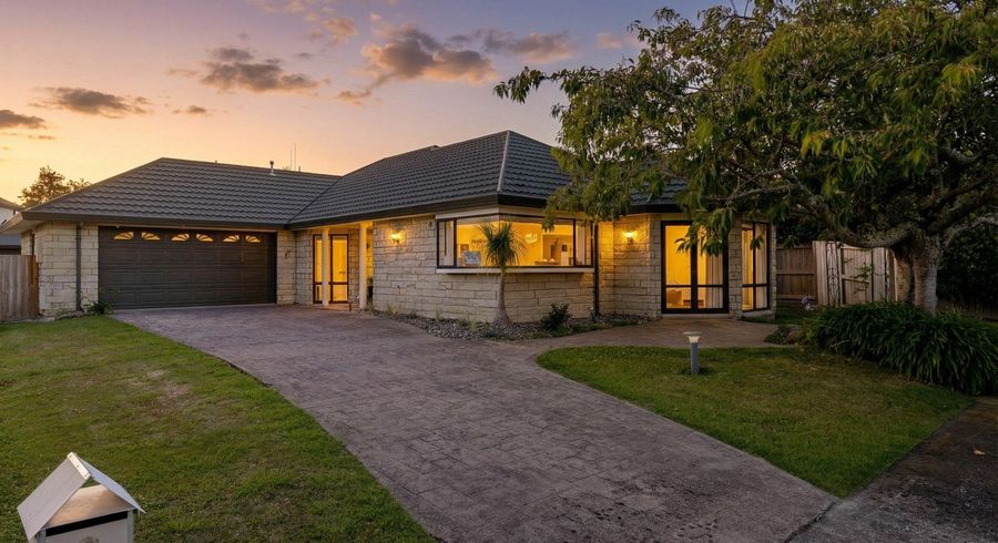  at 8 Rothesay Place, Westbrook, Palmerston North, Manawatu / Whanganui