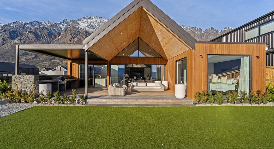  at 113 Spur Ridge Rise, Hanley's Farm, Jacks Point, Queenstown-Lakes, Otago