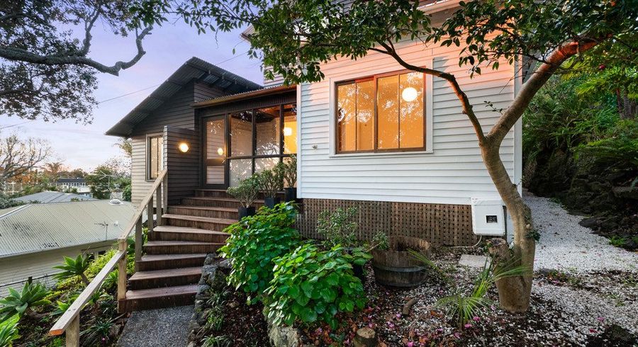  at 39 Onslow Road, Mount Eden, Auckland City, Auckland