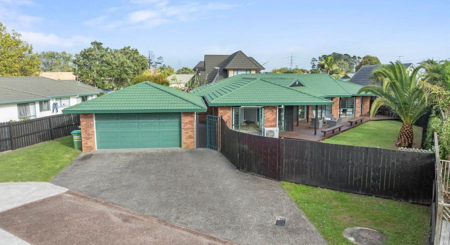  at 16 Cottesmore Place, Huntington Park, Manukau City, Auckland