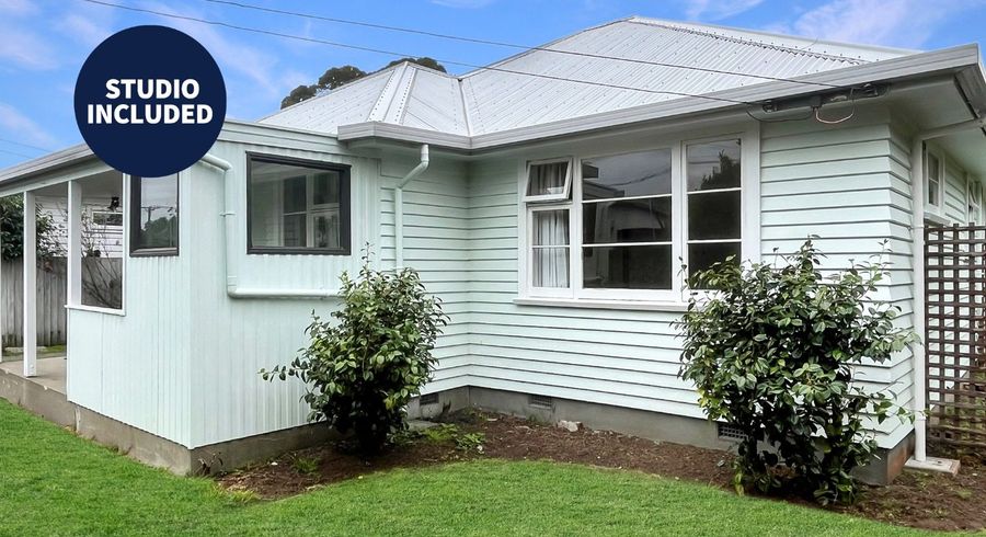  at 11 Van Asch Street, Sumner, Christchurch