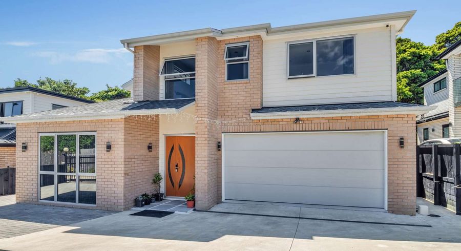  at 114B Everglade Drive, Totara Heights, Auckland