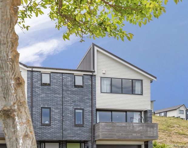  at 43 Holystone Road, Whitby, Porirua, Wellington