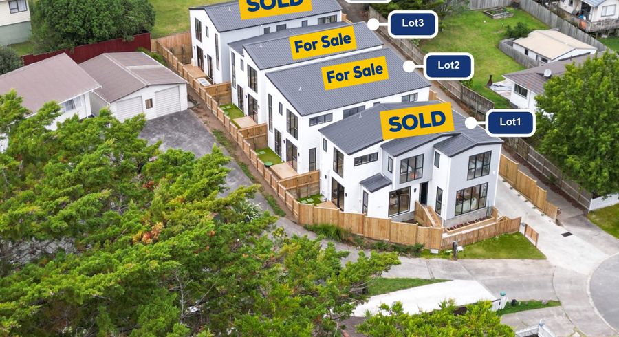 at 11 Trengove Place, West Harbour, Waitakere City, Auckland