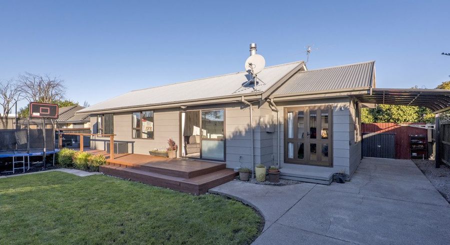  at 2/17 Johns Road, Belfast, Christchurch City, Canterbury