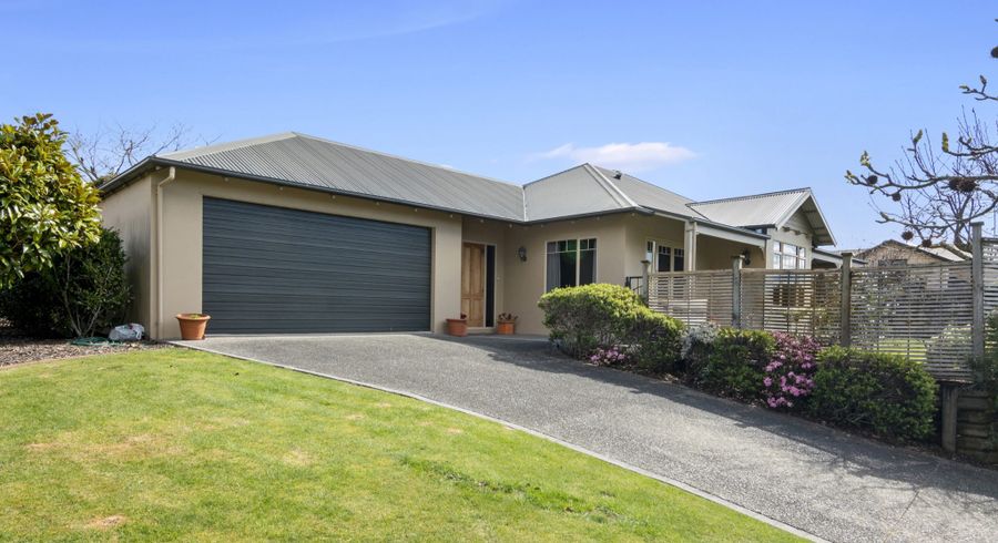  at 124 Hill Street, Richmond, Richmond