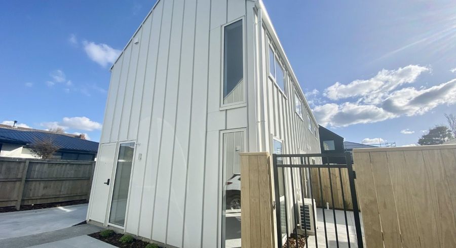  at 2/87  Barbour Street, Waltham, Christchurch City, Canterbury