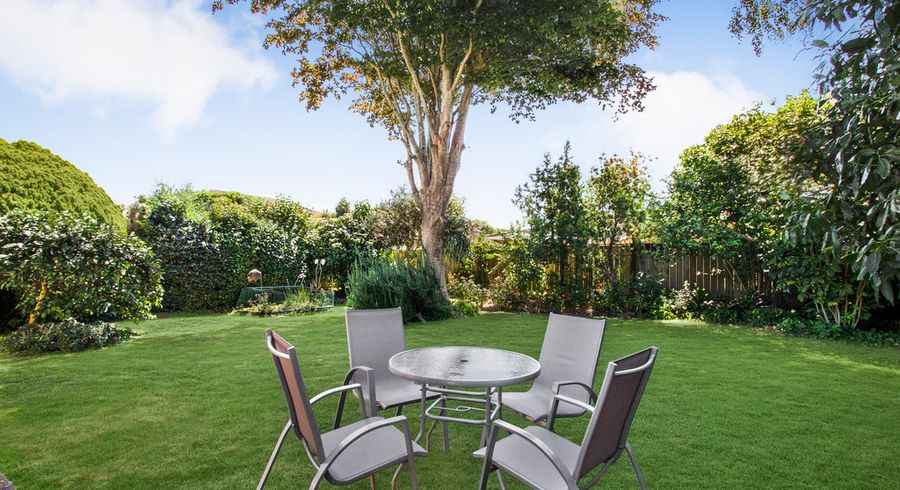  at 55 Walter Strevens Drive, Conifer Grove, Takanini