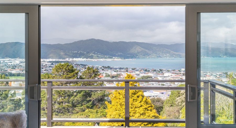  at 2 Stanhope Grove, Korokoro, Lower Hutt, Wellington