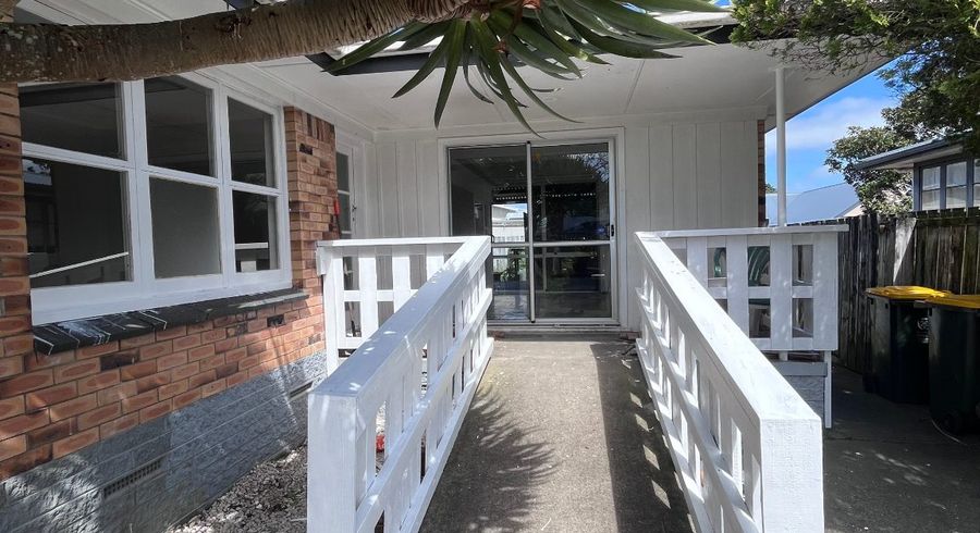  at 10 Martin Road, Manurewa, Manukau City, Auckland