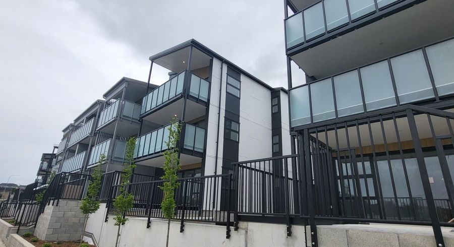  at 101/30 Shortfin Place, Flat Bush, Manukau City, Auckland