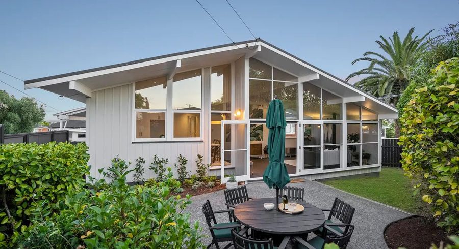  at 94 Barrack Road, Mount Wellington, Auckland City, Auckland