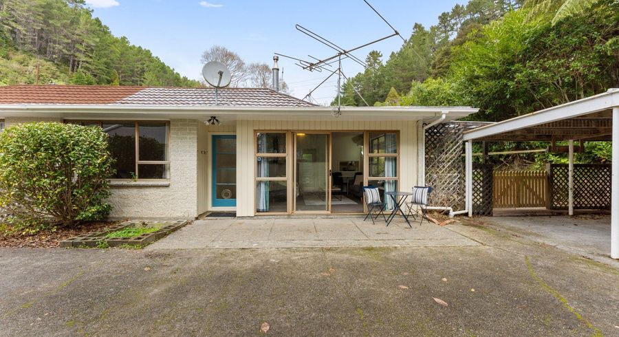  at 2/110 Pinehaven Road, Pinehaven, Upper Hutt