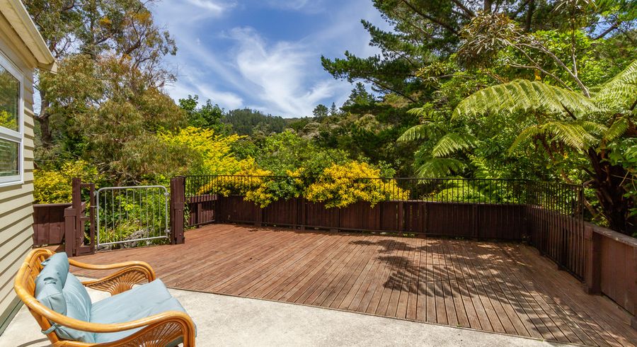  at 26 Rintoul Grove, Stokes Valley, Lower Hutt