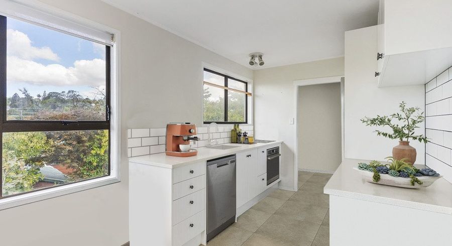  at 11 Woodhams Street, Beach Haven, Auckland
