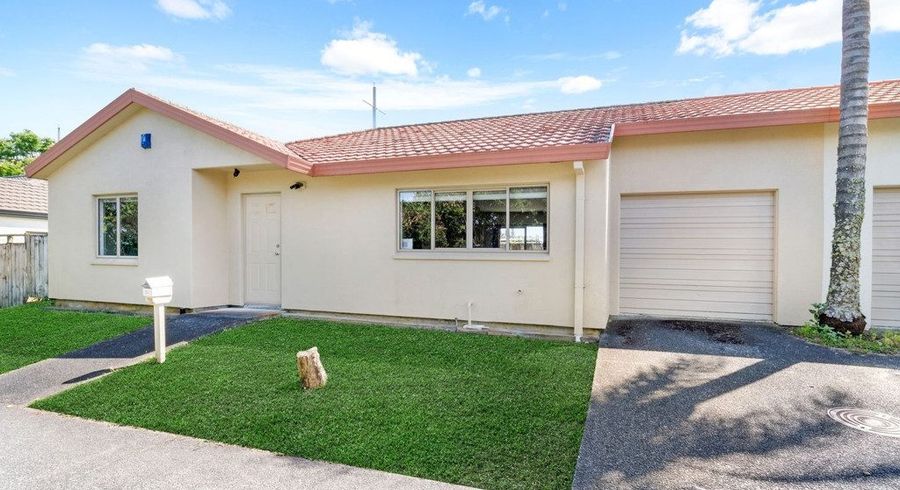  at 25 Neta Grove, Henderson, Waitakere City, Auckland