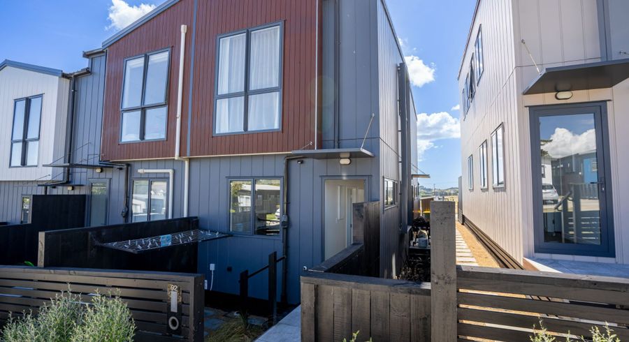  at 92 Tahere Road, Totara Park, Auckland
