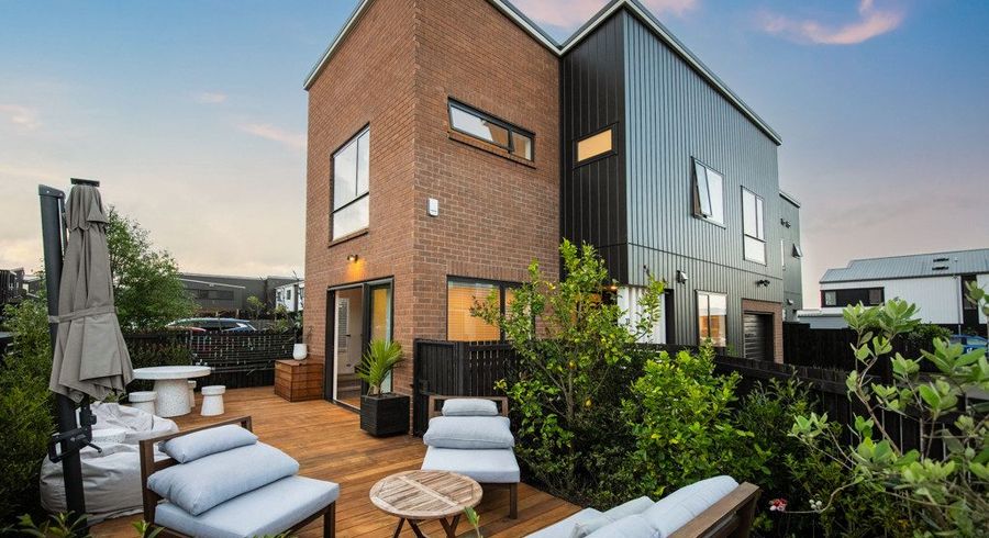  at 33 David Carnegie Road, Hobsonville, Waitakere City, Auckland