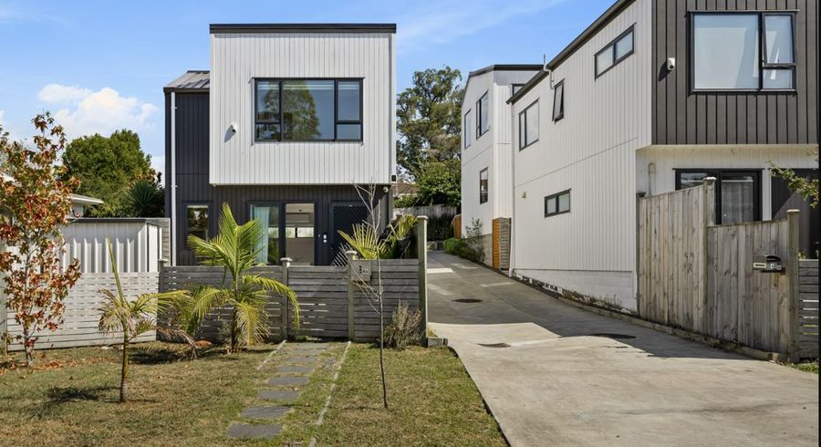  at 4A Trengove Place, West Harbour, Waitakere City, Auckland