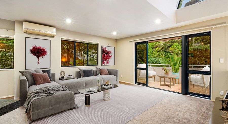  at 2/24 Heathcote Road, Castor Bay, North Shore City, Auckland